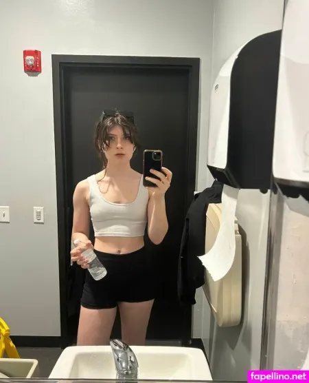 Squirtstain OnlyFans Thumbnail #Z7wWm9mpg6