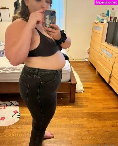 Squishwhore OnlyFans Thumbnail #K2nnn9Goo2