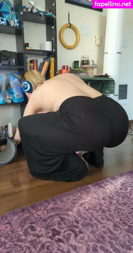 Squishy Apparatus OnlyFans Thumbnail #O9xYBs9wxE