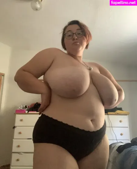 Squishy Lynxie OnlyFans Thumbnail #i0Uu29Elz6