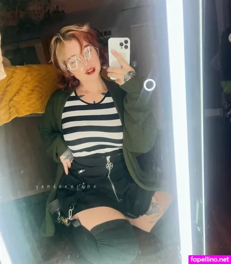 Squishyyandere 1 OnlyFans Thumbnail #PkQWO6v2R4