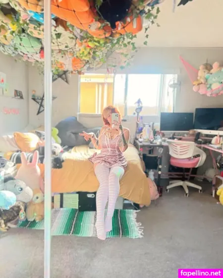 Squishyyandere 1 OnlyFans Thumbnail #iFeufY9Dwj