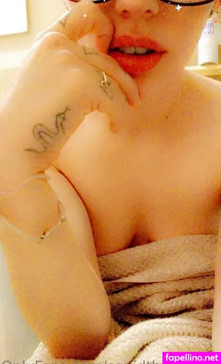 Squitteninks OnlyFans Thumbnail #nyBGWuMtLC