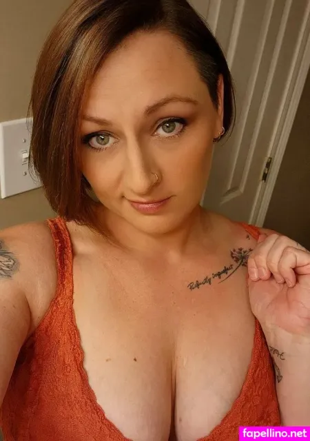 Srenard82 OnlyFans Thumbnail #IxoTWFVYUe