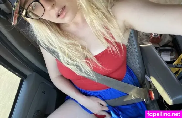 Srirachasexxx OnlyFans Thumbnail #rdtXEcMJJj