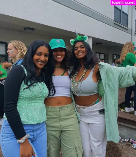 Sriya OnlyFans Thumbnail #9TZGYc3Xju