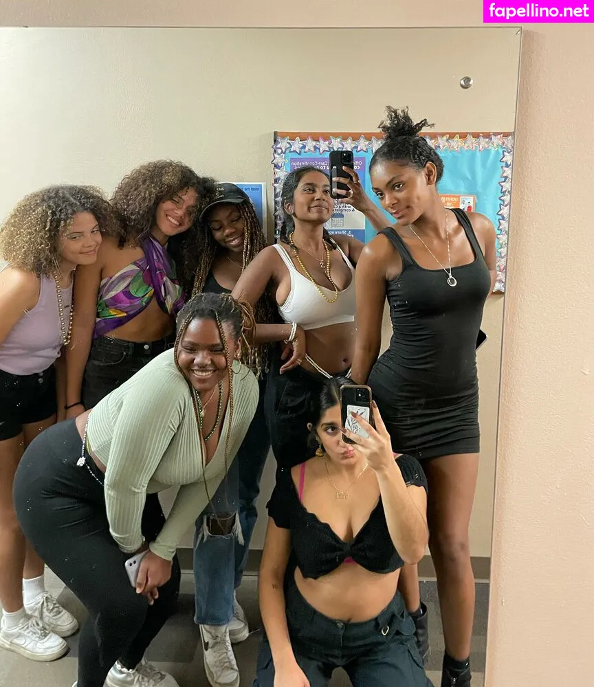 shreya_nayik, shriya_saran1109 Nude Leaked OnlyFans Photo #H8NOdeFw7C