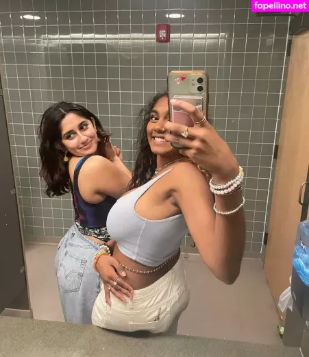 Sriya OnlyFans Thumbnail #Sl9InzFLm2