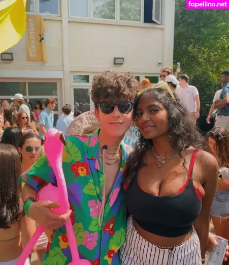 Sriya OnlyFans Thumbnail #WyZd6oUEIy