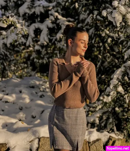 Sroka OnlyFans Thumbnail #2d3Bzju1i1