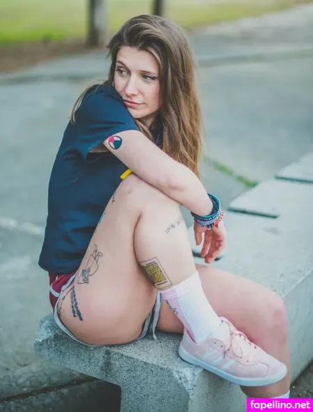 Srtahoothoot OnlyFans Thumbnail #XYQpyWakzX