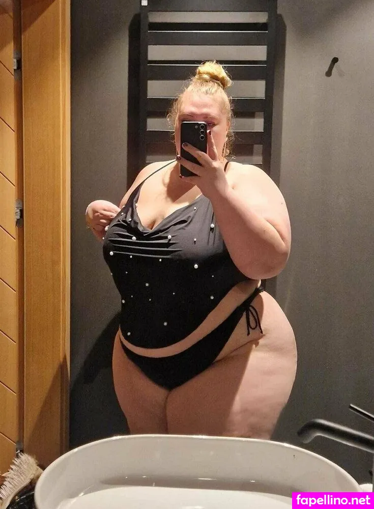 a_romantic_tale, ssbbw.princess Nude Leaked OnlyFans Photo #KaE2SF7VFg