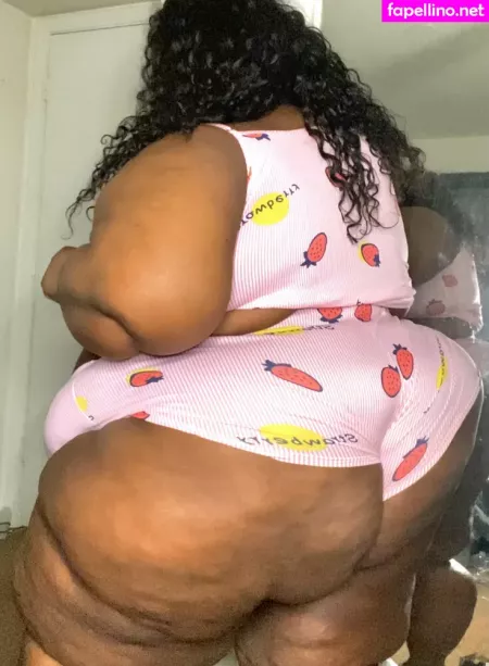Ssbbwerotika OnlyFans Thumbnail #N0zTSkFVv2