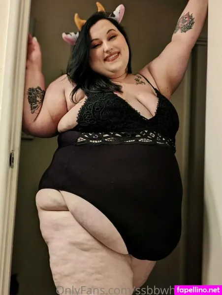 Ssbbwhazeleyes OnlyFans Thumbnail #Q98LUbX66C
