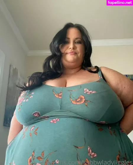 Ssbbwladyjiggles OnlyFans Thumbnail #4QDwbbAmQk