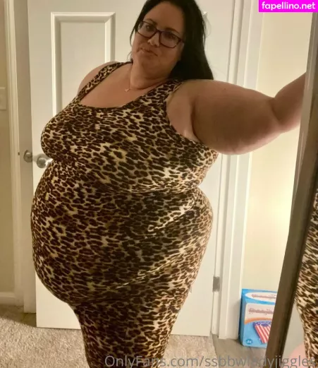Ssbbwladyjiggles OnlyFans Thumbnail #VbMrsmVoqy