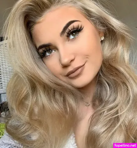 Sscarletthughes OnlyFans Thumbnail #6YIItBYiLy
