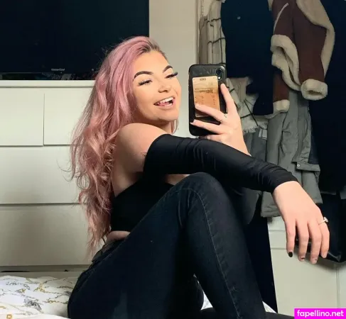 Sscarletthughes OnlyFans Thumbnail #XoyOK7g43H