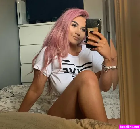 Sscarletthughes OnlyFans Thumbnail #mUSRE0GYaJ