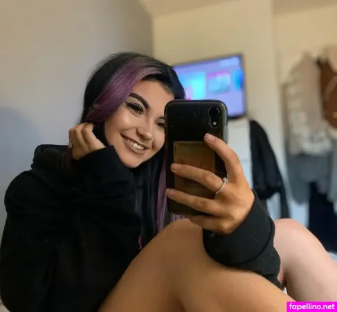 Sscarletthughes OnlyFans Thumbnail #q4v2WR2AXx