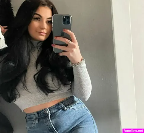 Sscarletthughes OnlyFans Thumbnail #v06ZAU1msB