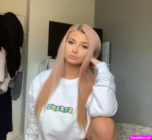 Sscarletthughes OnlyFans Thumbnail #y59I9FRfJW