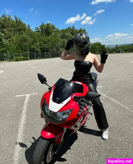 Sssexycassieee OnlyFans Thumbnail #K4Ak9U2Mkl