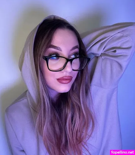 Sssexycassieee OnlyFans Thumbnail #rs0FbzsLLS