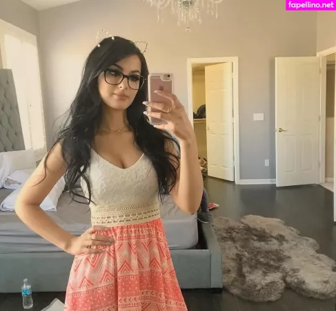 Sssniperwolf OnlyFans Thumbnail #ah6X4RfgjE