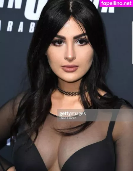 Sssniperwolf OnlyFans Thumbnail #r4TLmi5cRJ