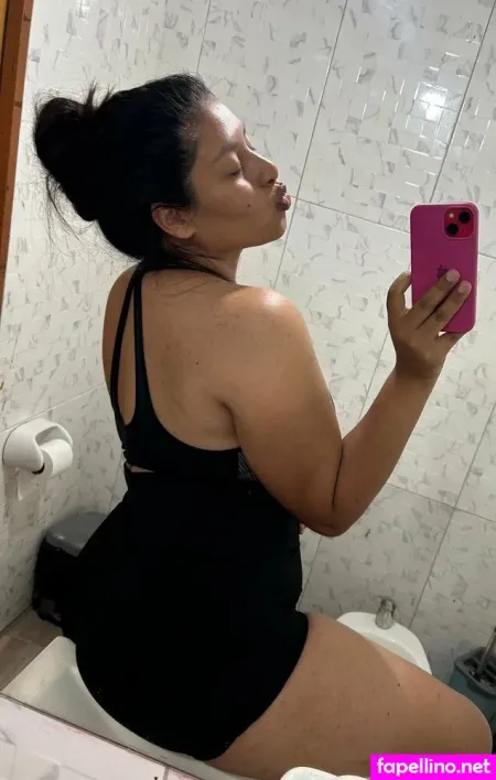 Ssssmm 22 OnlyFans Thumbnail #2qOEqgaBoo