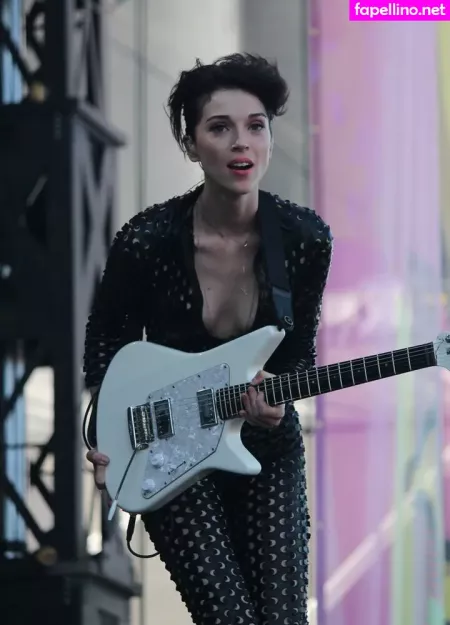 St Vincent OnlyFans Thumbnail #d9fpm2xv1i