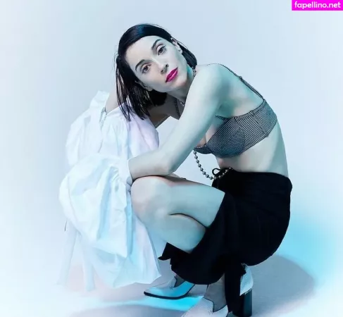 St Vincent OnlyFans Thumbnail #eqzGb6MLU5