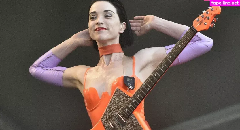 St Vincent OnlyFans Thumbnail #iRUVExpLtV