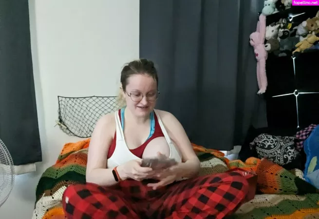 Stabbydraws OnlyFans Thumbnail #lw06TKl2s1