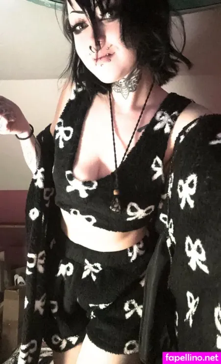 Stabbysavvy666 OnlyFans Thumbnail #nzUcM4pyjT