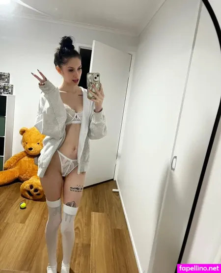 Staceysmommm OnlyFans Thumbnail #0gi63J3hsZ