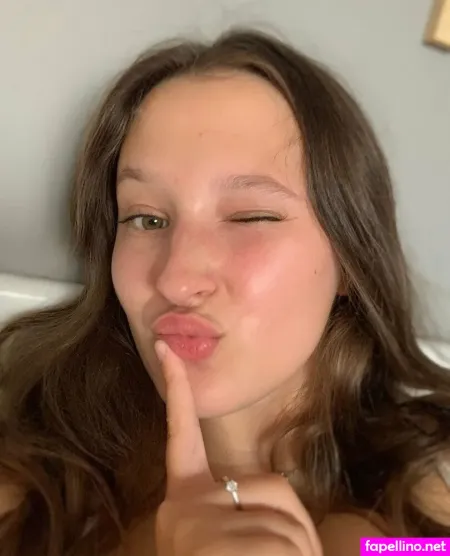 Staceyypriceee OnlyFans Thumbnail #kI25x26DRy
