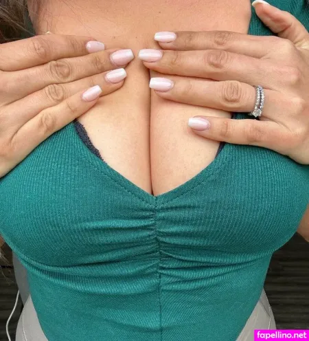Staciesummers OnlyFans Thumbnail #0EGiATlK9N