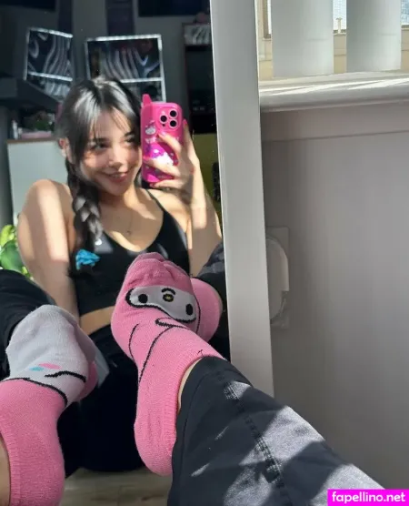 Stacisfeet OnlyFans Thumbnail #EA5zz5AvGq