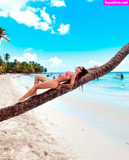 Stacy Queen OnlyFans Thumbnail #5ENBlEZm2d