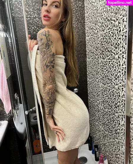 Stacy Queen OnlyFans Thumbnail #XDEXSfOm8s