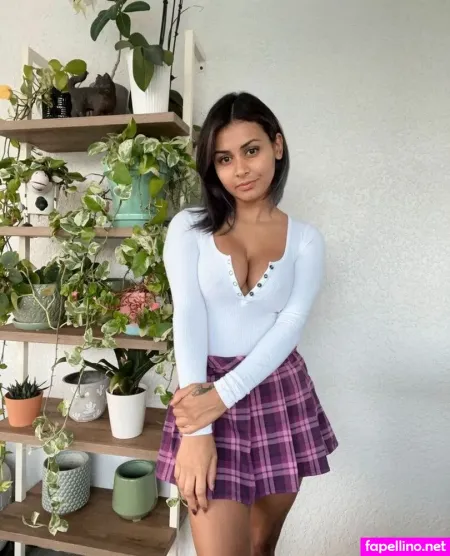 Stacy X3 OnlyFans Thumbnail #8xWh9NRavG