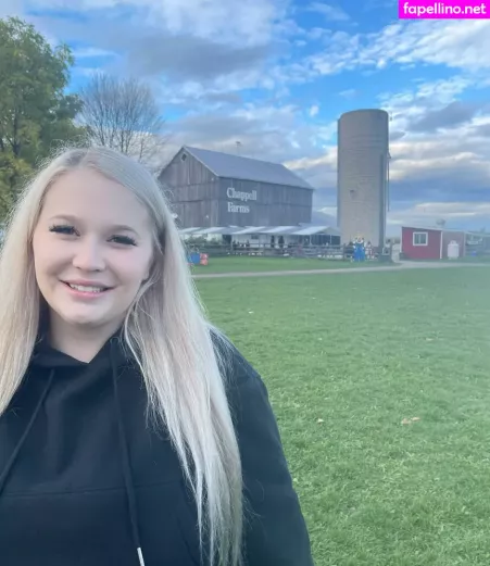 Stacy OnlyFans Thumbnail #0VHubS65Gm