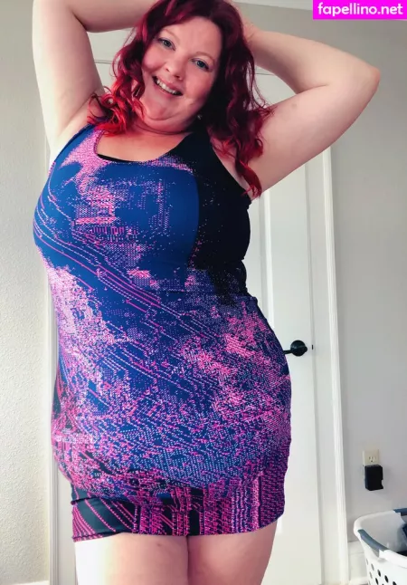 Stacythesizequeen OnlyFans Thumbnail #dLaob9BppE