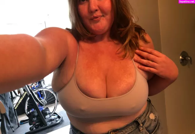 Stacythesizequeen OnlyFans Thumbnail #yunTipe0MO
