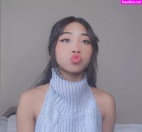 Stan Sumalee OnlyFans Thumbnail #2oSF5EX5Wm