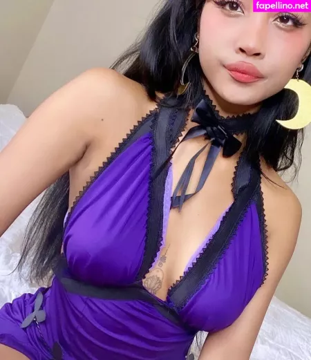 Stan Sumalee OnlyFans Thumbnail #70mCOnWgoq