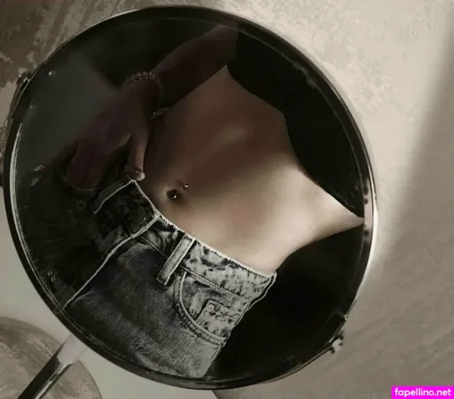 Star Roxy OnlyFans Thumbnail #0wlYiehHF7