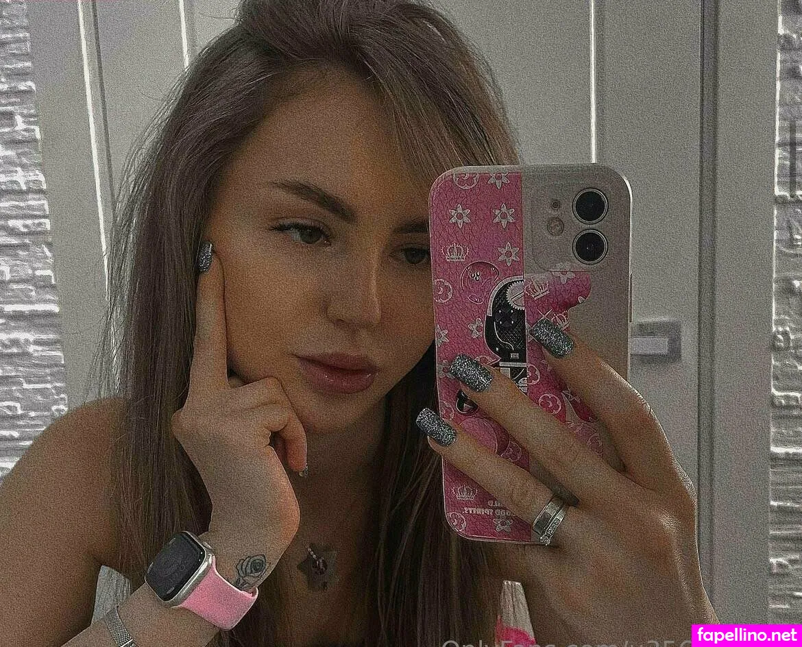 star_roxy, thescarlettfam Nude Leaked OnlyFans Photo #Wly6b3ffDw